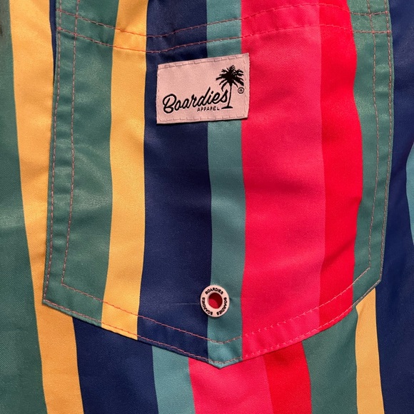 Men’s size medium boardies apparel striped swim shorts - Picture 3 of 4